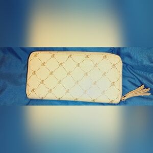 Cream Quilted Pattern Wallet with Gold Logo Motif
